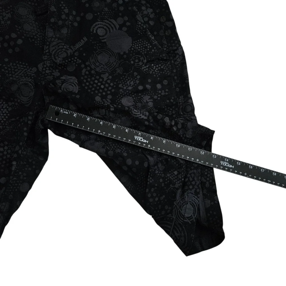 Nike Jordan Jumpman (Men's 30R) Black Graphic Print Cargo‎ Shorts Y2K Baggy